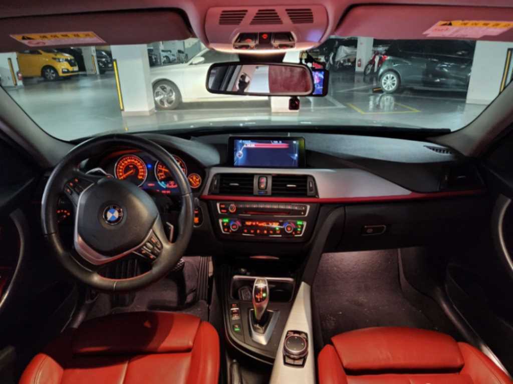 BMW 3 series - Vista 8