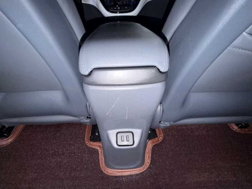 Chevrolet Bolt 2018 Gris - Importación desde Corea - HF Imports Iquique - Foto 14