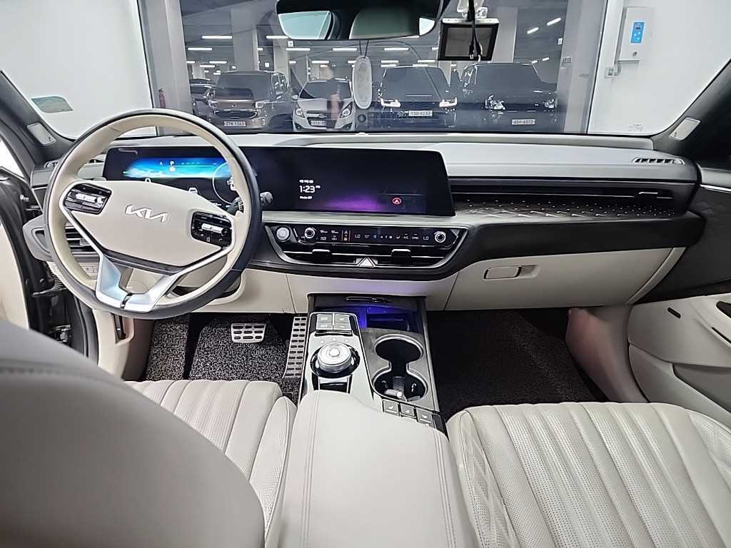 KIA K8 - Vista 9