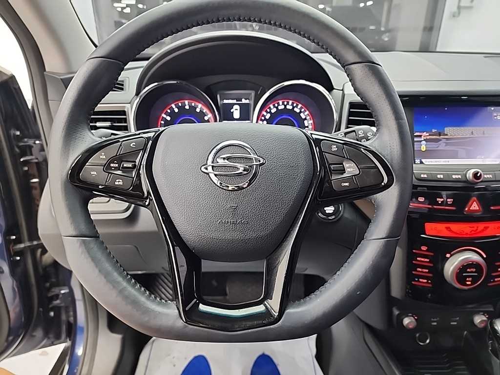 Ssangyong Tivoli - Vista 11