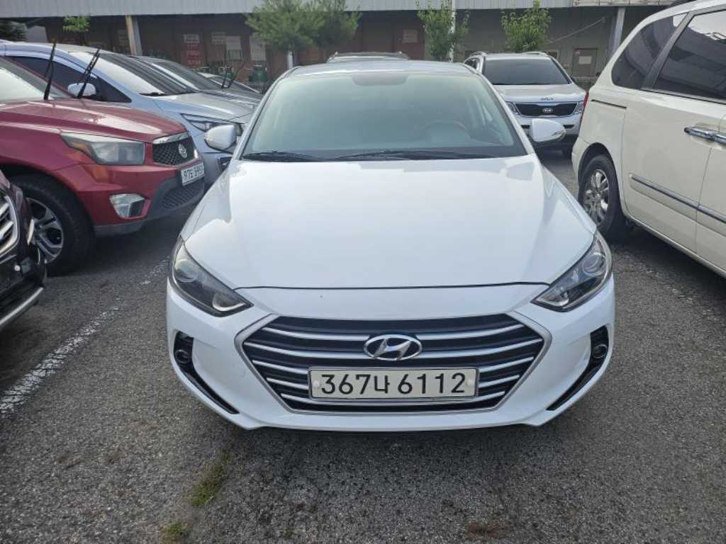 HYUNDAI Avante 2016 - Importación desde Corea - HF Imports Iquique - Foto 1