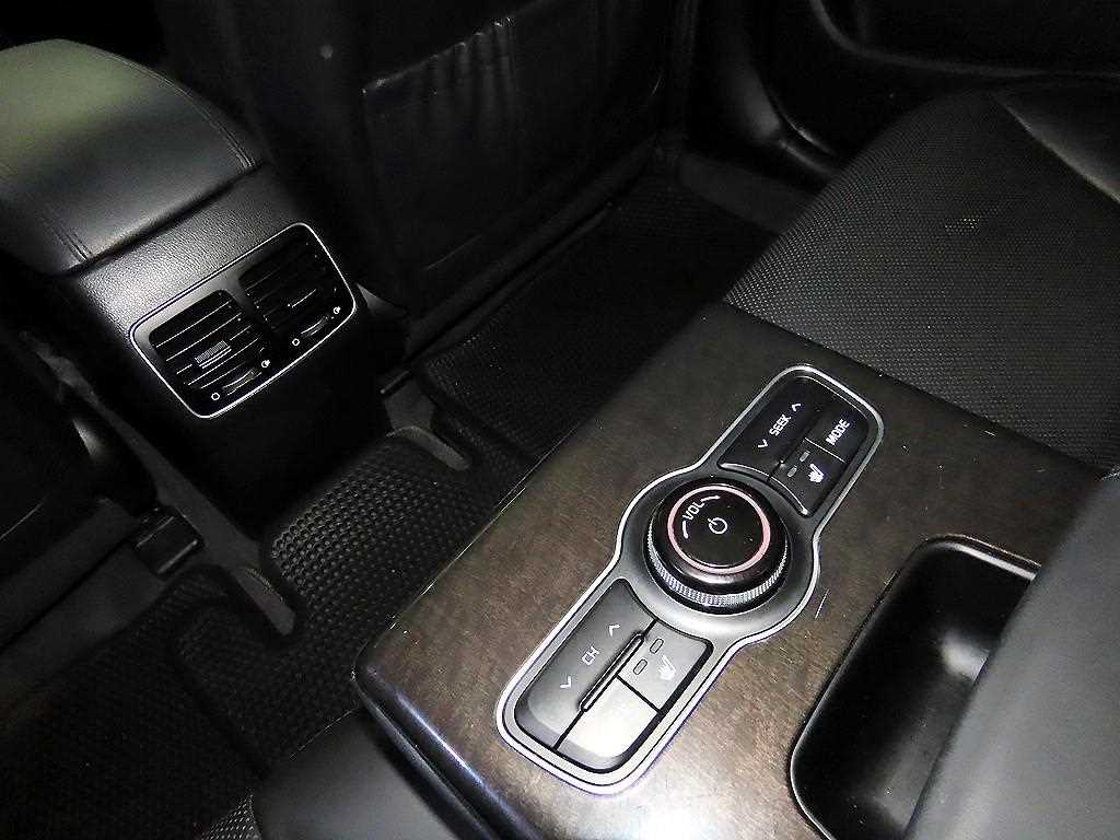 KIA K7 2013 Negro - Importación desde Corea - HF Imports Iquique - Foto 19