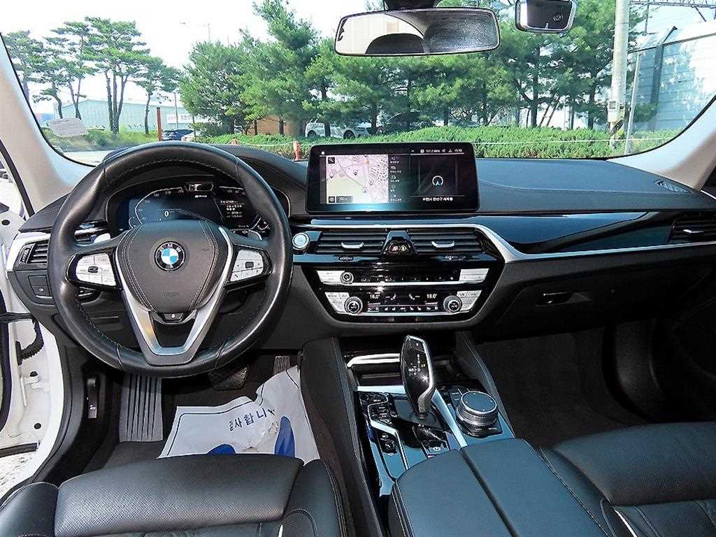 BMW 5 Series - Vista 9