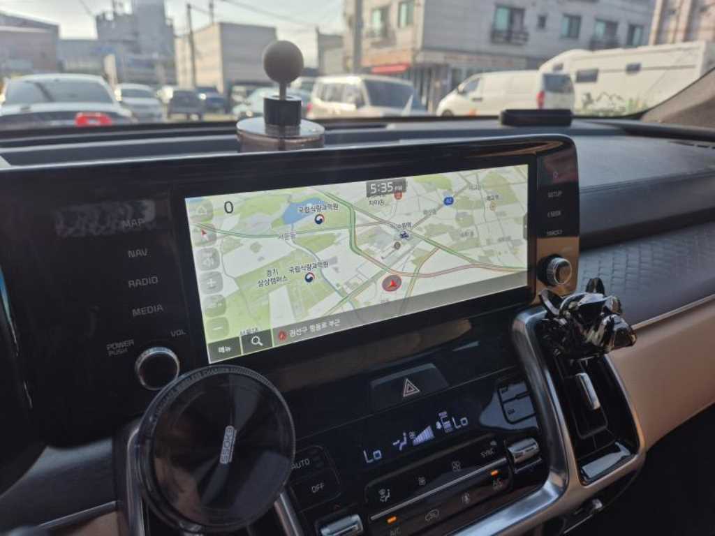 KIA Sorento - Vista 12