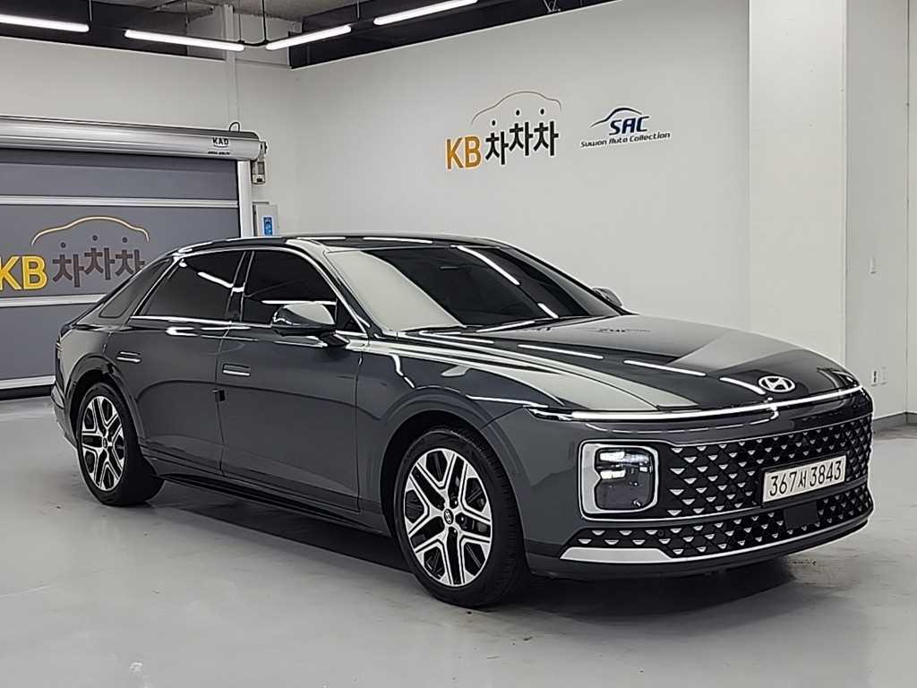 HYUNDAI Grandeur - Vista 7