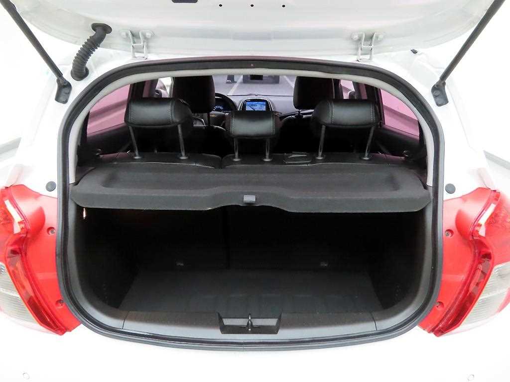 Chevrolet Spark 2017 Blanco - Importación desde Corea - HF Imports Iquique - Foto 16