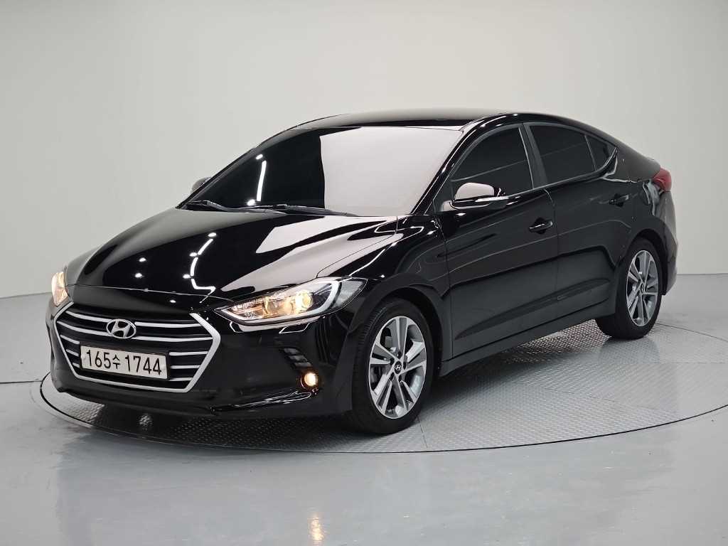 HYUNDAI Avante 2018 - Importación desde Corea - HF Imports Iquique - Foto 1
