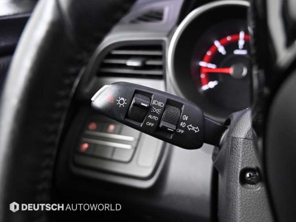 Ssangyong Tivoli 2016 Blanco - Importación desde Corea - HF Imports Iquique - Foto 19