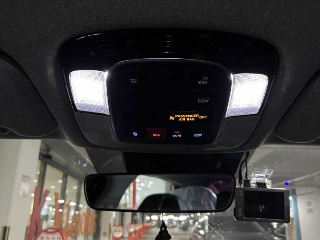 HYUNDAI Sonata - Vista 9