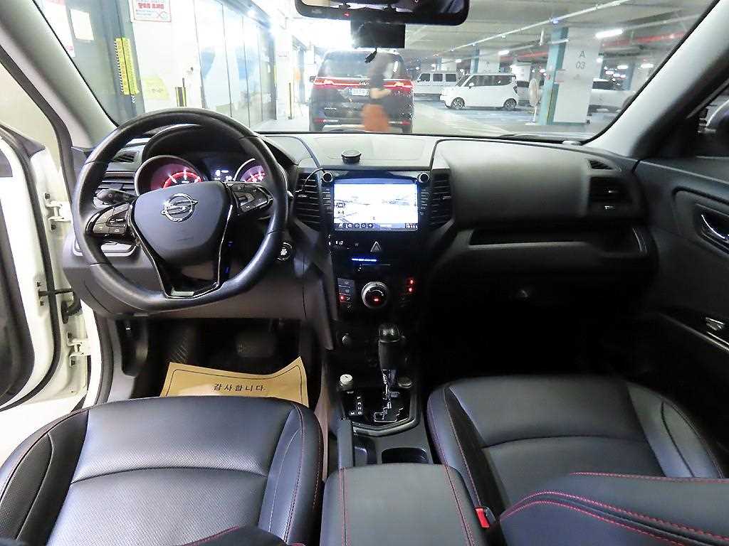 Ssangyong Tivoli - Vista 12