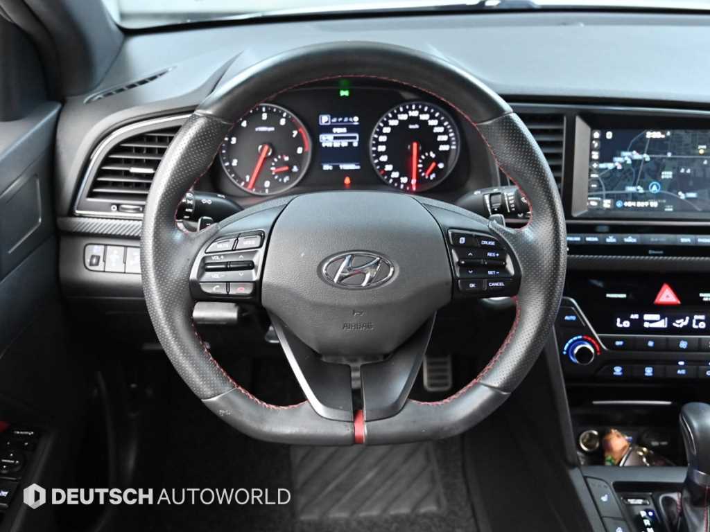 HYUNDAI Avante 2016 Blanco - Importación desde Corea - HF Imports Iquique - Foto 16