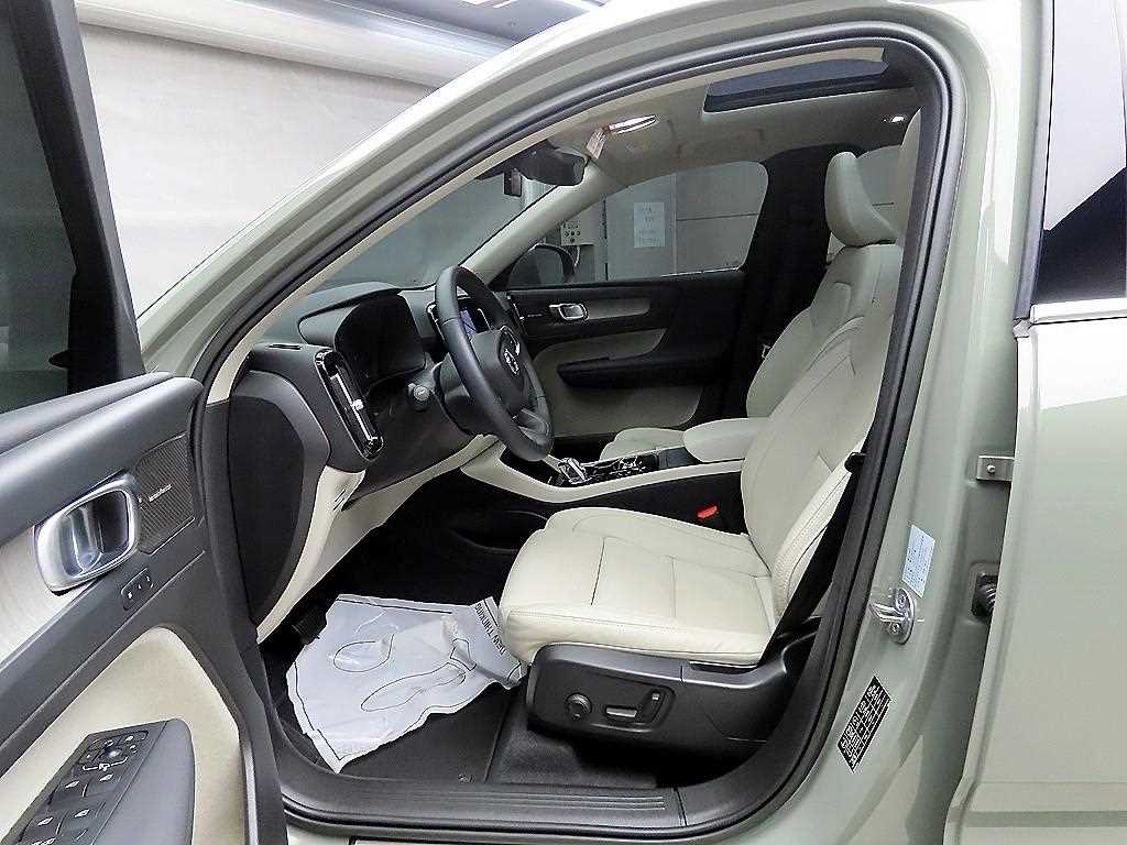 Volvo XC40 - Vista 7