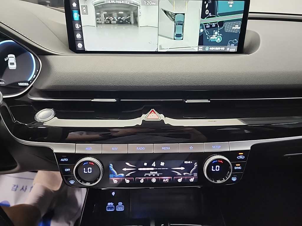 Genesis G80 - Vista 12