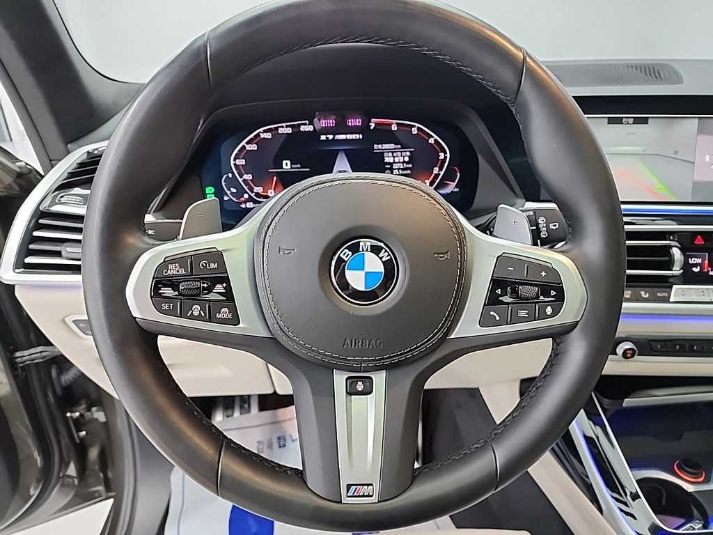 BMW X7 - Vista 11