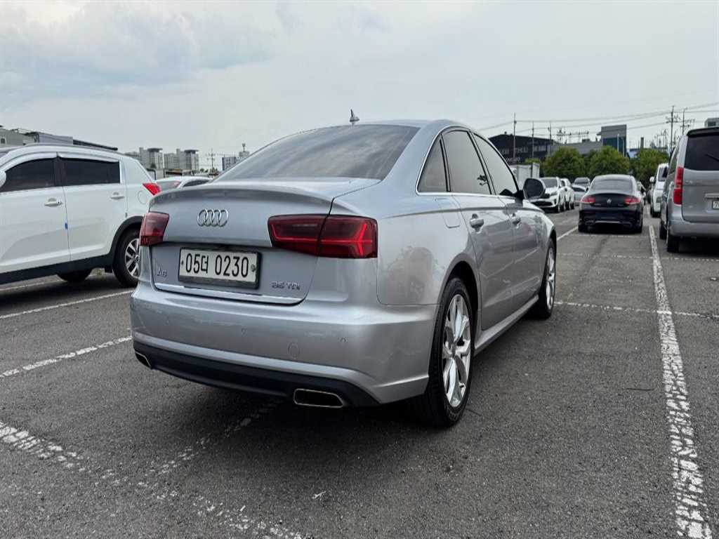 Audi A6 - Vista 6