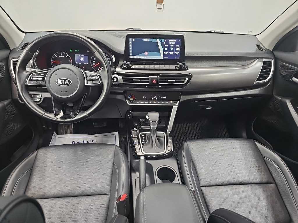 KIA Seltos - Vista 9