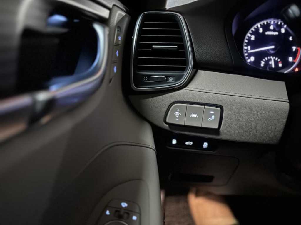 HYUNDAI Grandeur - Vista 11