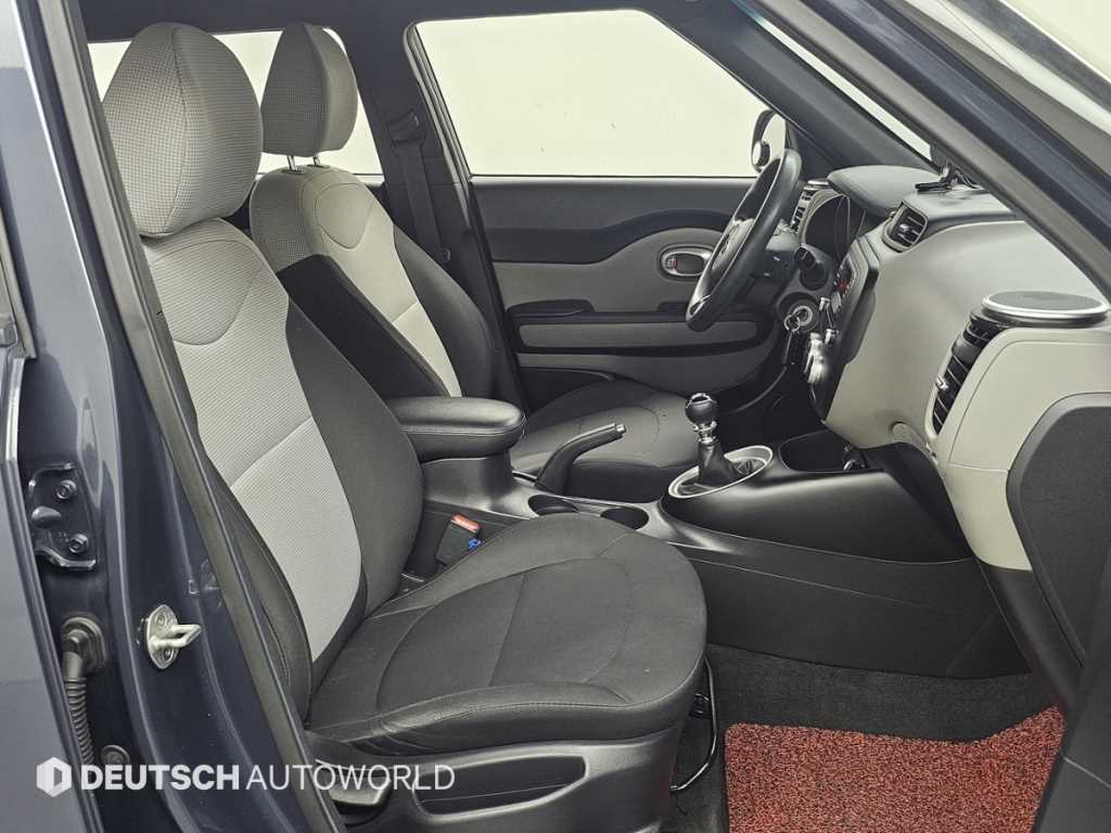 KIA Soul - Vista 12