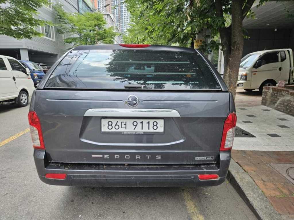 Ssangyong Korando - Vista 6
