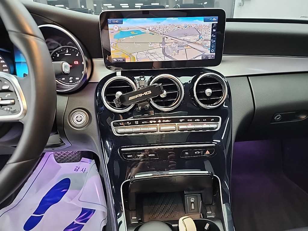 Mercedes Benz C Class - Vista 12