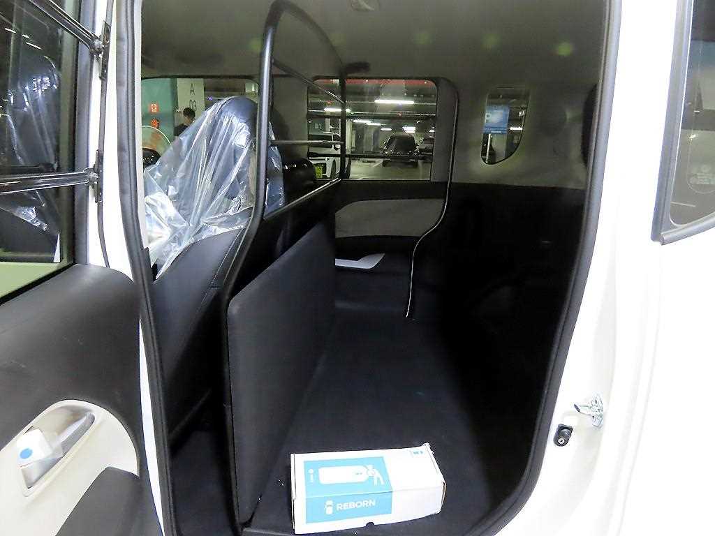 KIA Ray - Vista 9