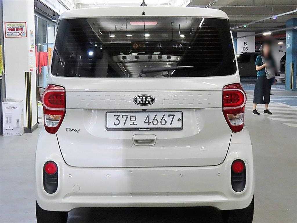 KIA Ray - Vista 7
