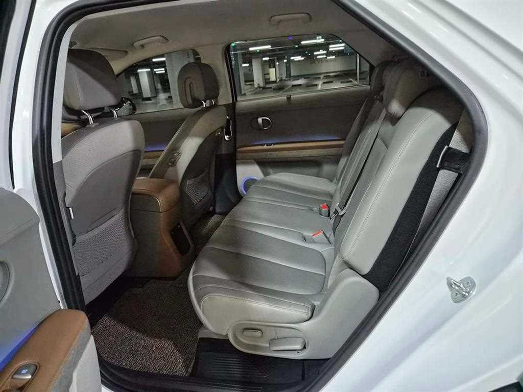 HYUNDAI Ioniq 5 - Vista 9