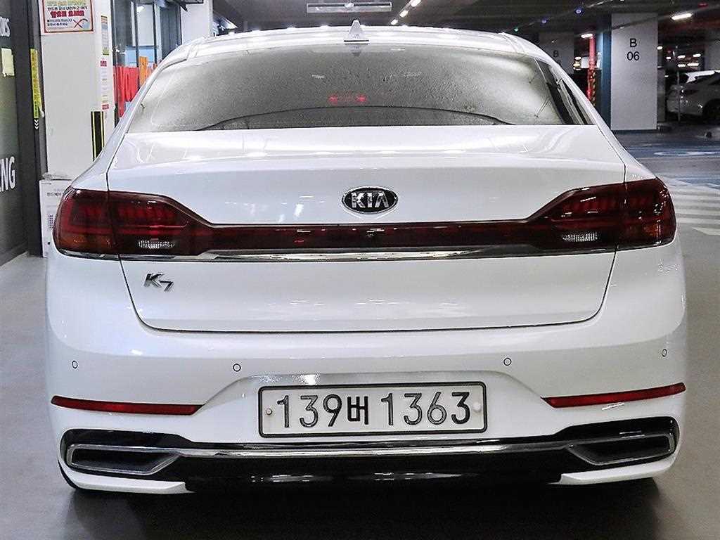 KIA K7 - Vista 7