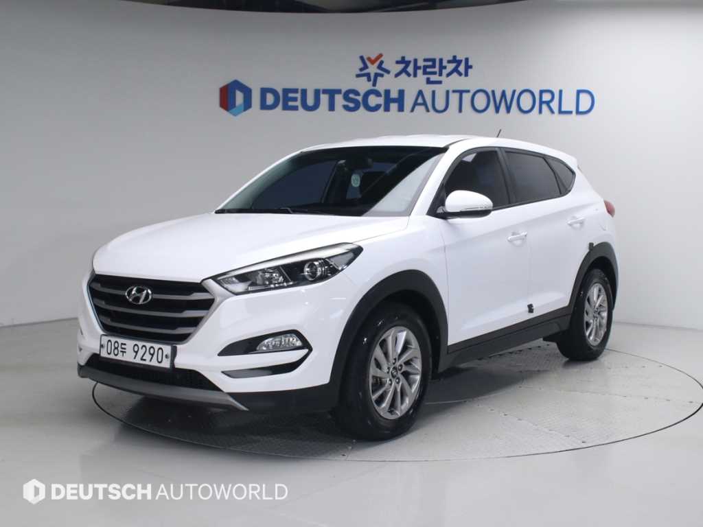 HYUNDAI Tucson 2017 Blanco - Importación desde Corea - HF Imports Iquique - Foto 1