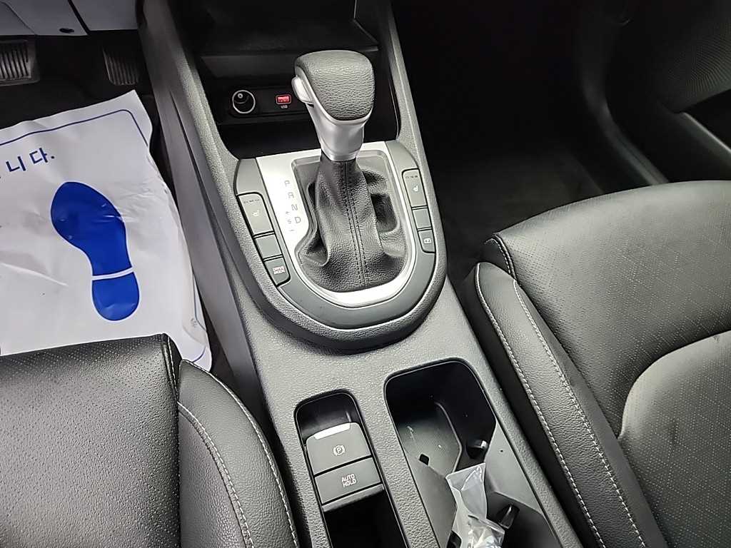KIA K3 - Vista 10