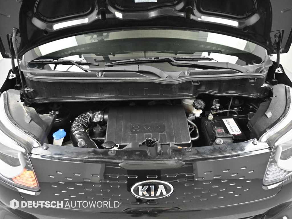 KIA Ray - Vista 8
