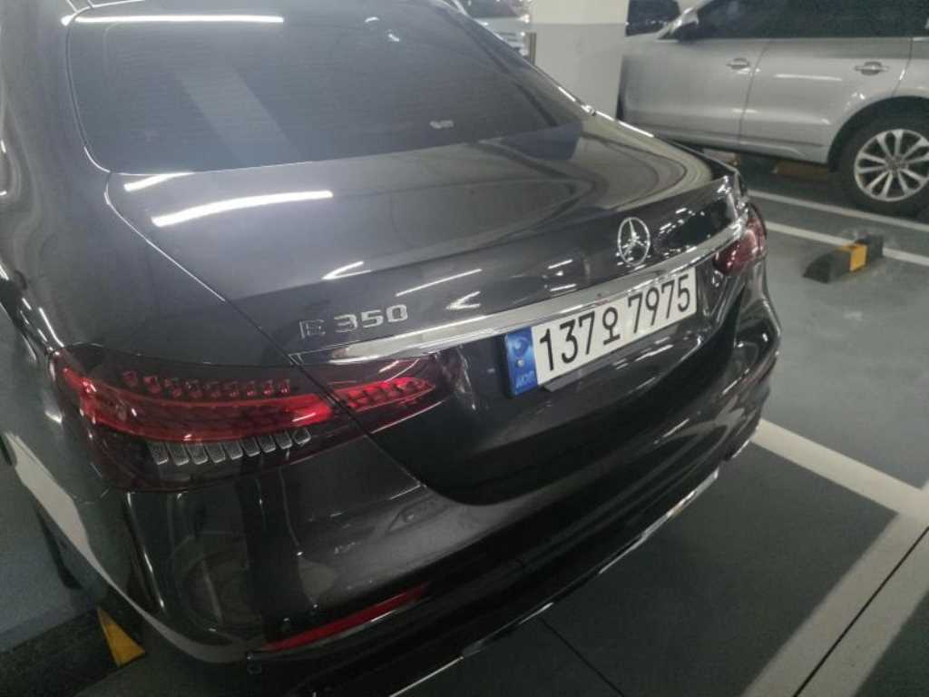 Mercedes Benz E class - Vista 2