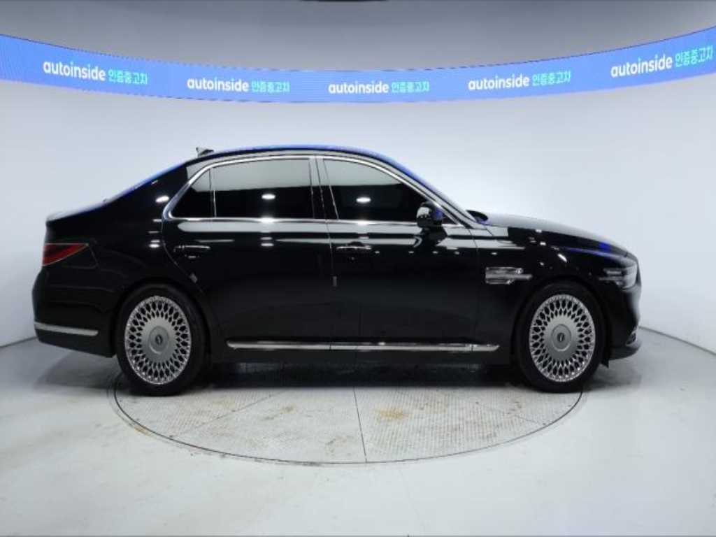 Genesis G90 - Vista 7