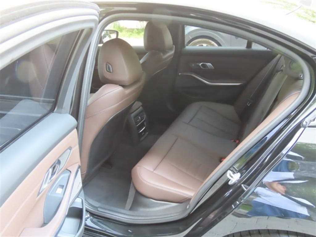 BMW 3 series 2025 Negro - Importación desde Corea - HF Imports Iquique - Foto 16