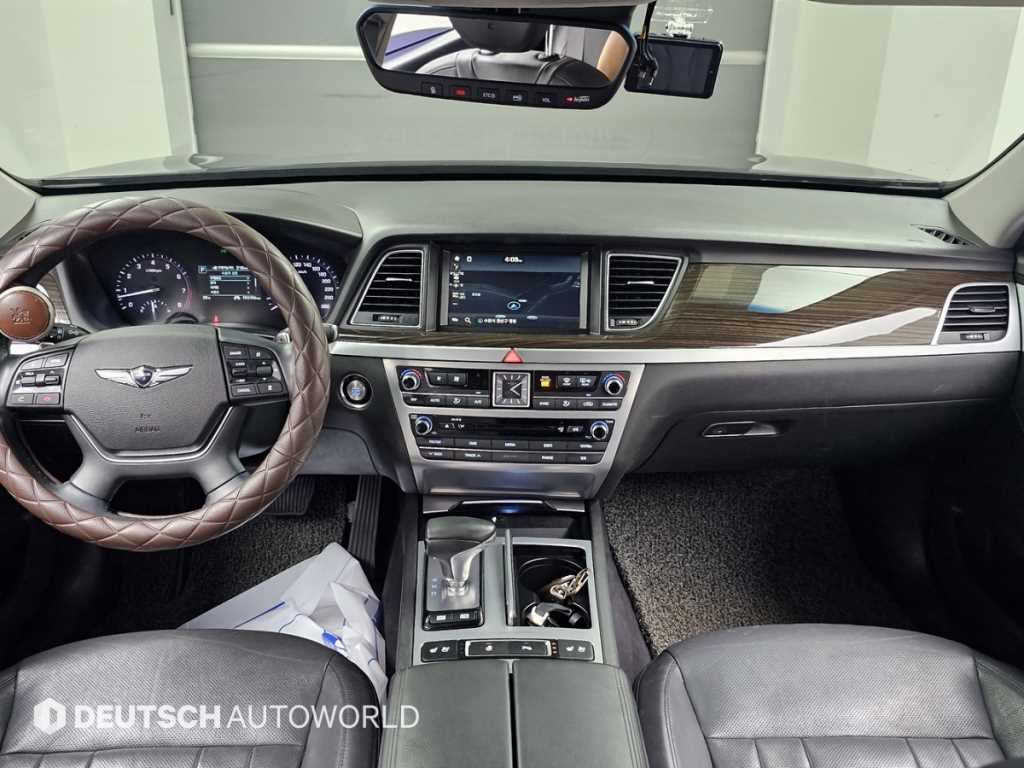 Genesis G80 - Vista 9