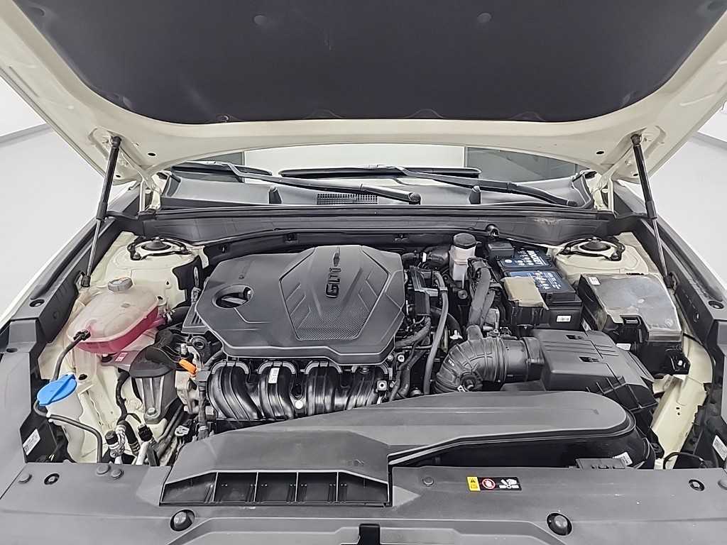 KIA K8 - Vista 7