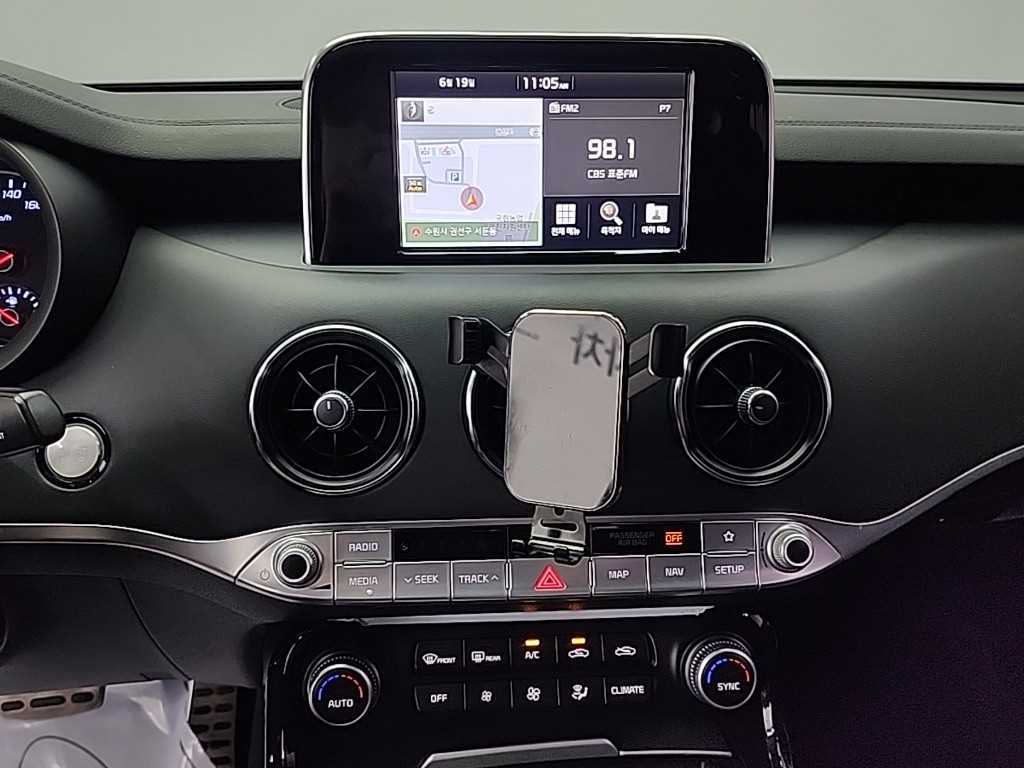 KIA Stinger - Vista 12