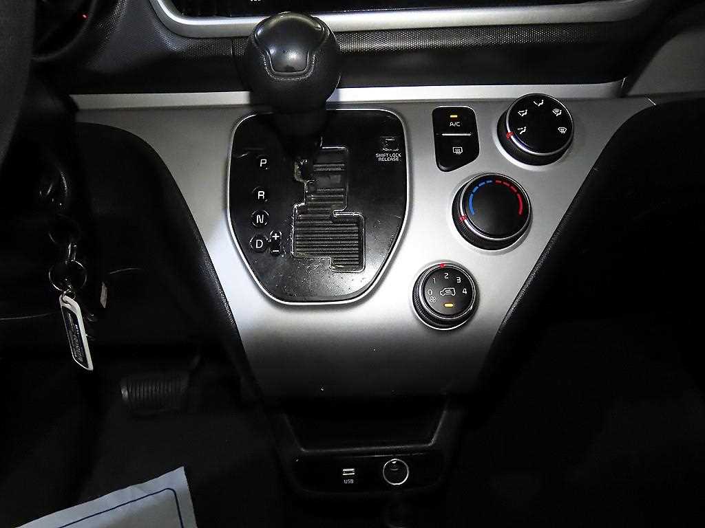KIA Ray 2022 Blanco - Importación desde Corea - HF Imports Iquique - Foto 14