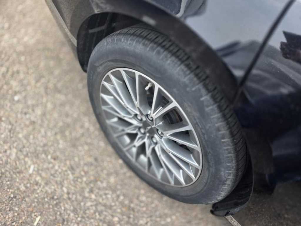 Genesis G80 - Vista 10