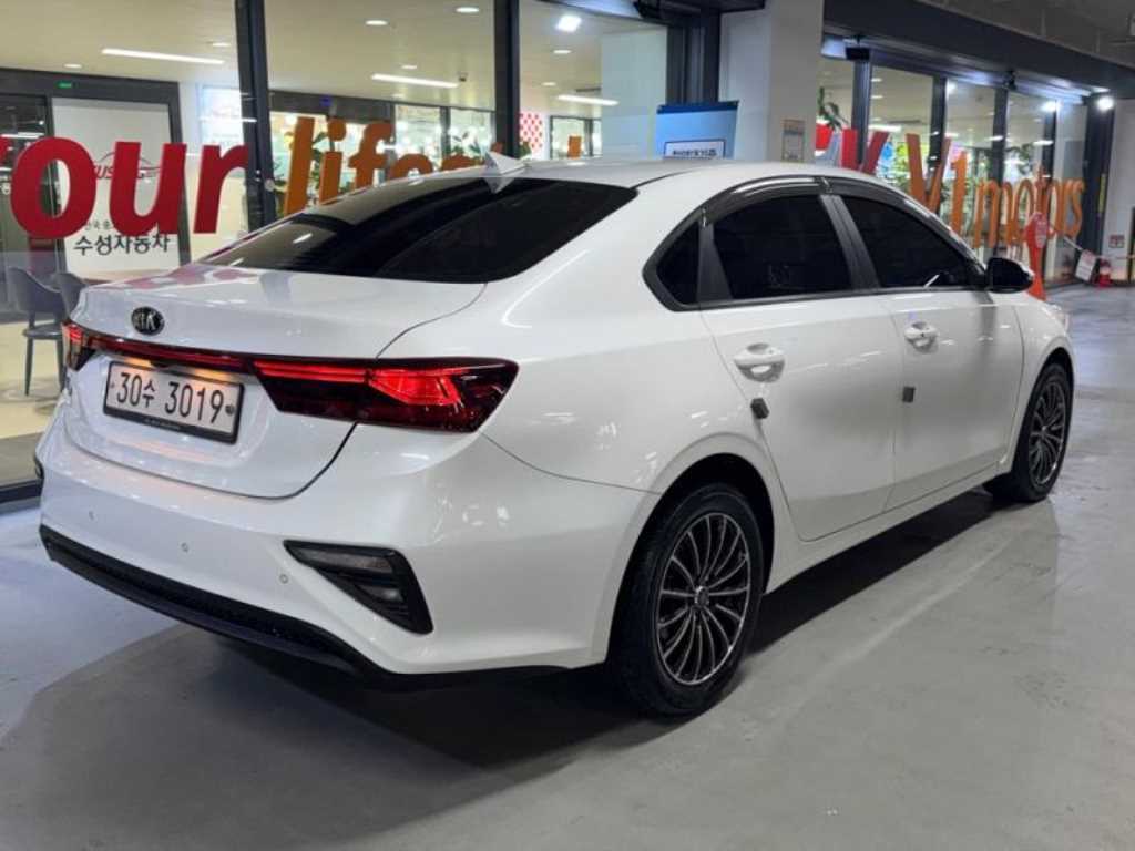 KIA K3 - Vista 6