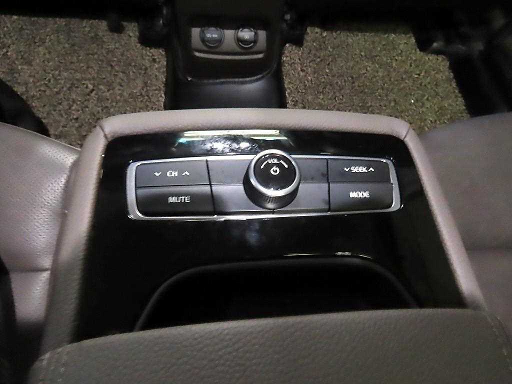 KIA K7 2017 Negro - Importación desde Corea - HF Imports Iquique - Foto 17