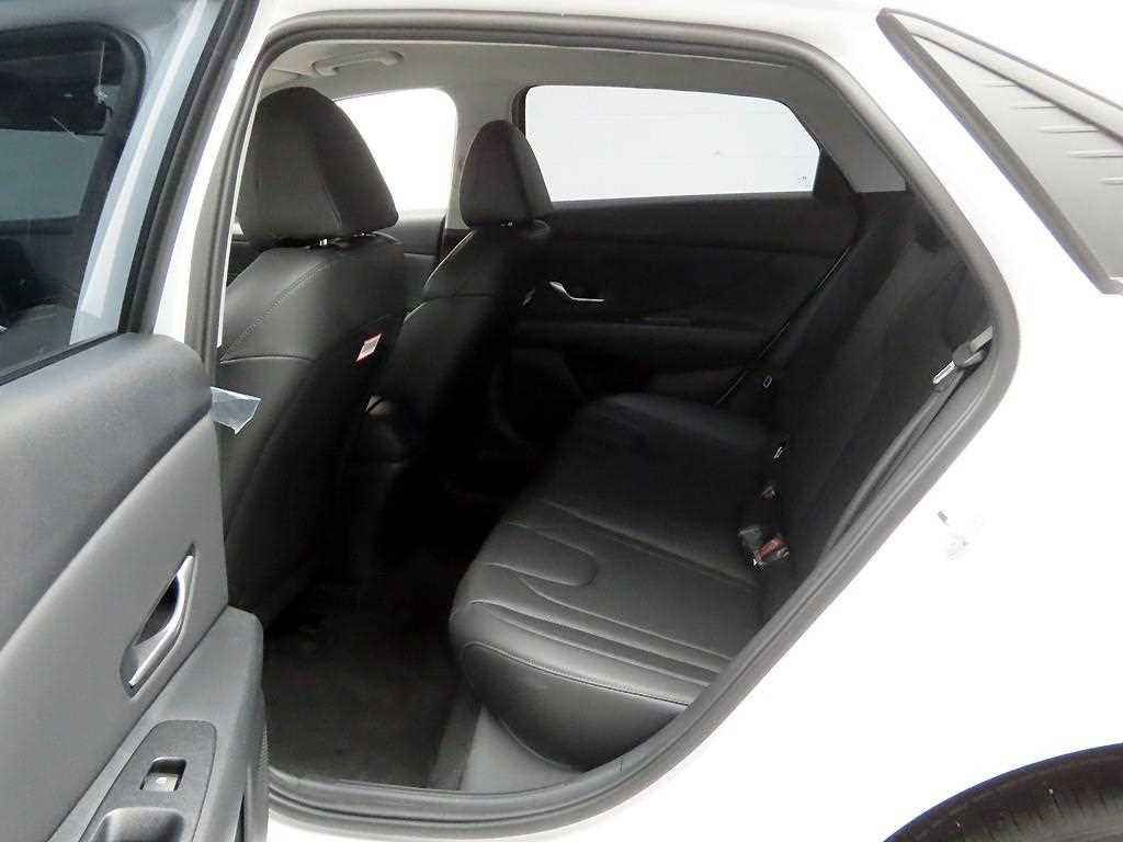 HYUNDAI Avante 2023 Blanco - Importación desde Corea - HF Imports Iquique - Foto 15