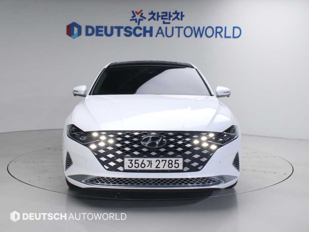 HYUNDAI Grandeur - Vista 3
