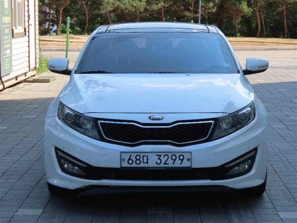 KIA K5 2013 Blanco - Importación desde Corea - HF Imports Iquique - Foto 1