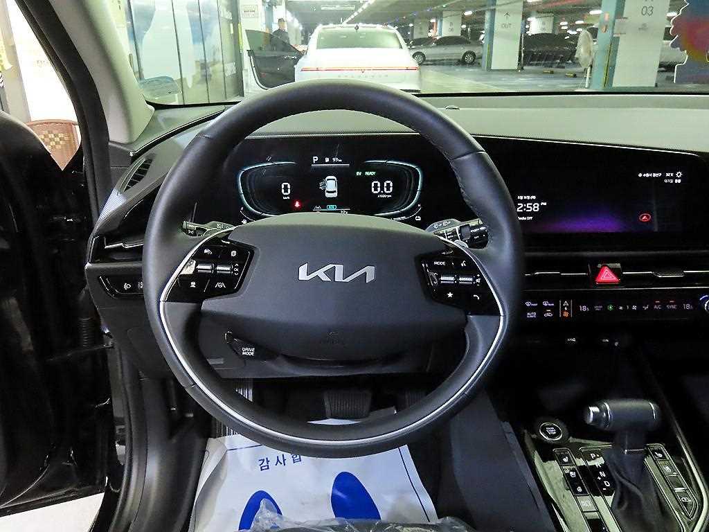 KIA Niro - Vista 10