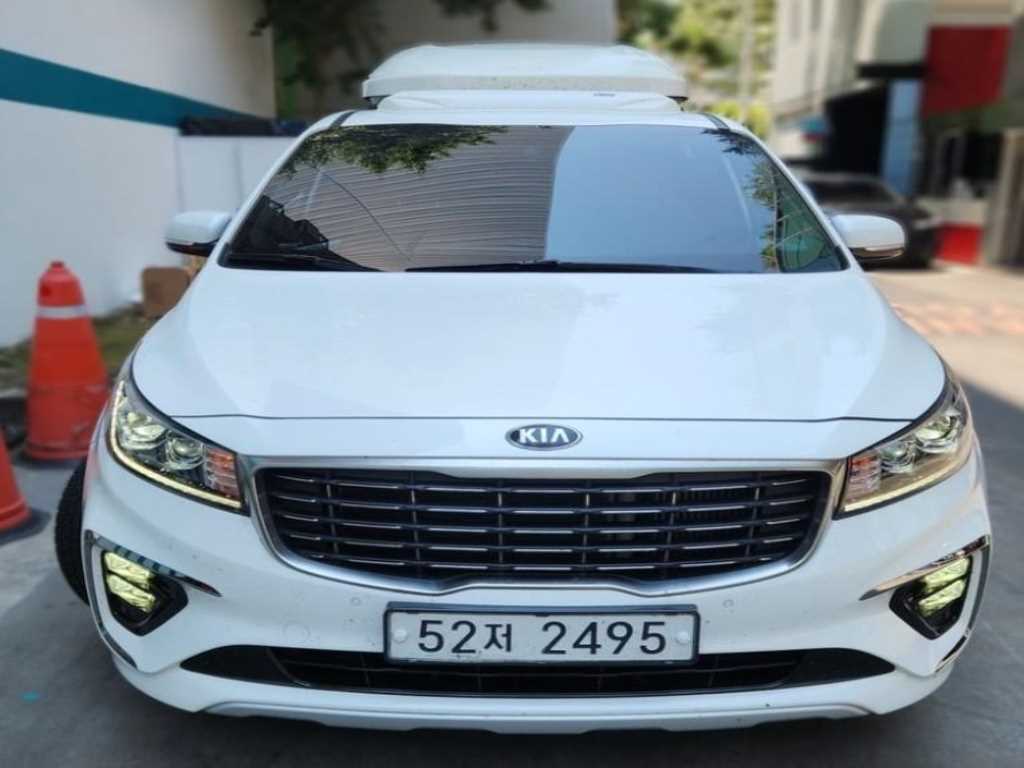 KIA Carnival 2019 Blanco - Importación desde Corea - HF Imports Iquique - Foto 1
