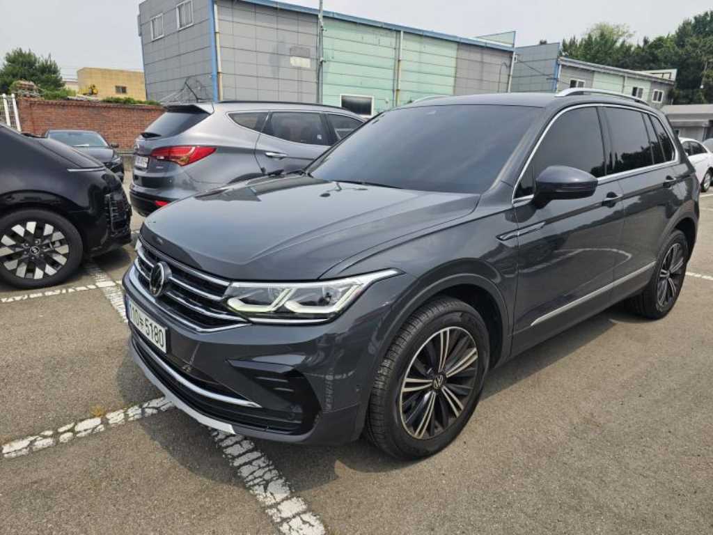 Volkswagen Tiguan - Vista 2