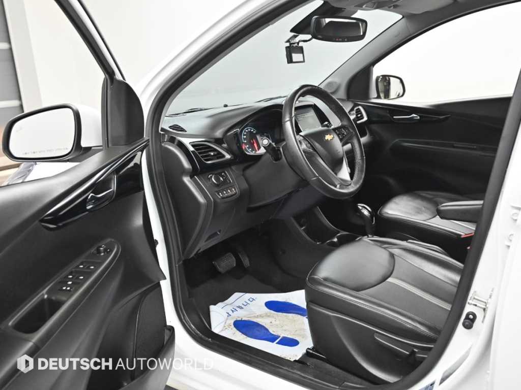 Chevrolet Spark 2018 Blanco - Importación desde Corea - HF Imports Iquique - Foto 13