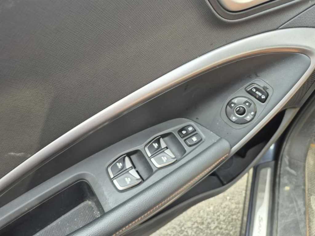 HYUNDAI Santa Fe - Vista 7