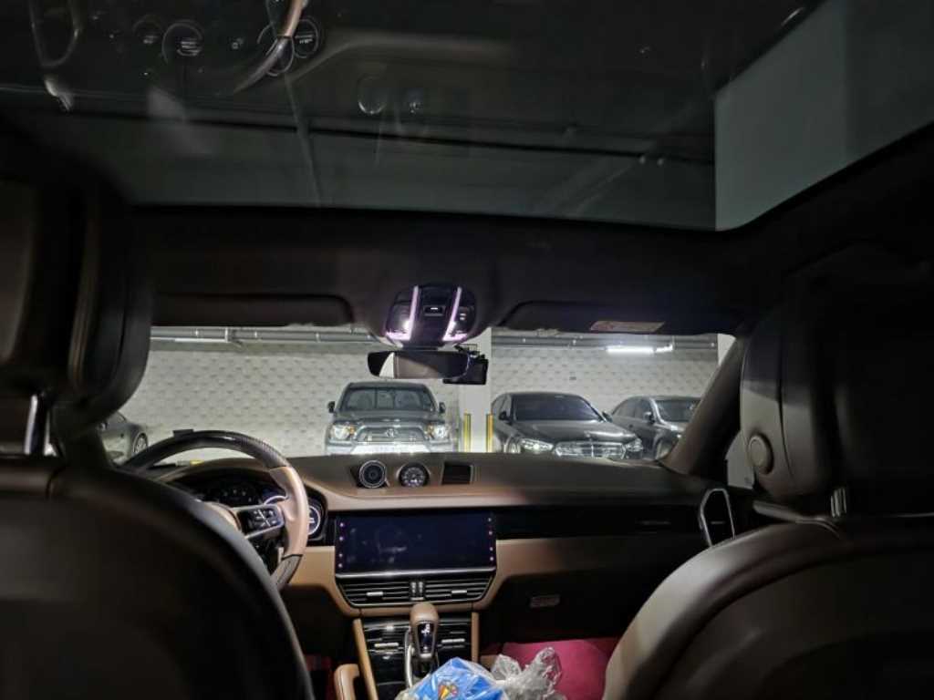 Porsche Cayenne - Vista 6